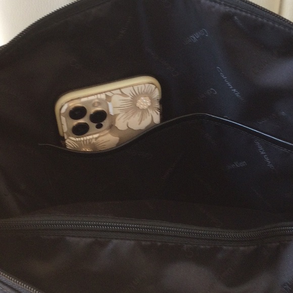 NWT Calvin Klein Black/Gold Handbag - Picture 6 of 16